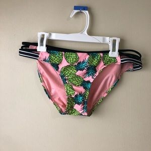 🆕 SUMMER BLOWOUT - Xhiliration Pineapple Bottoms